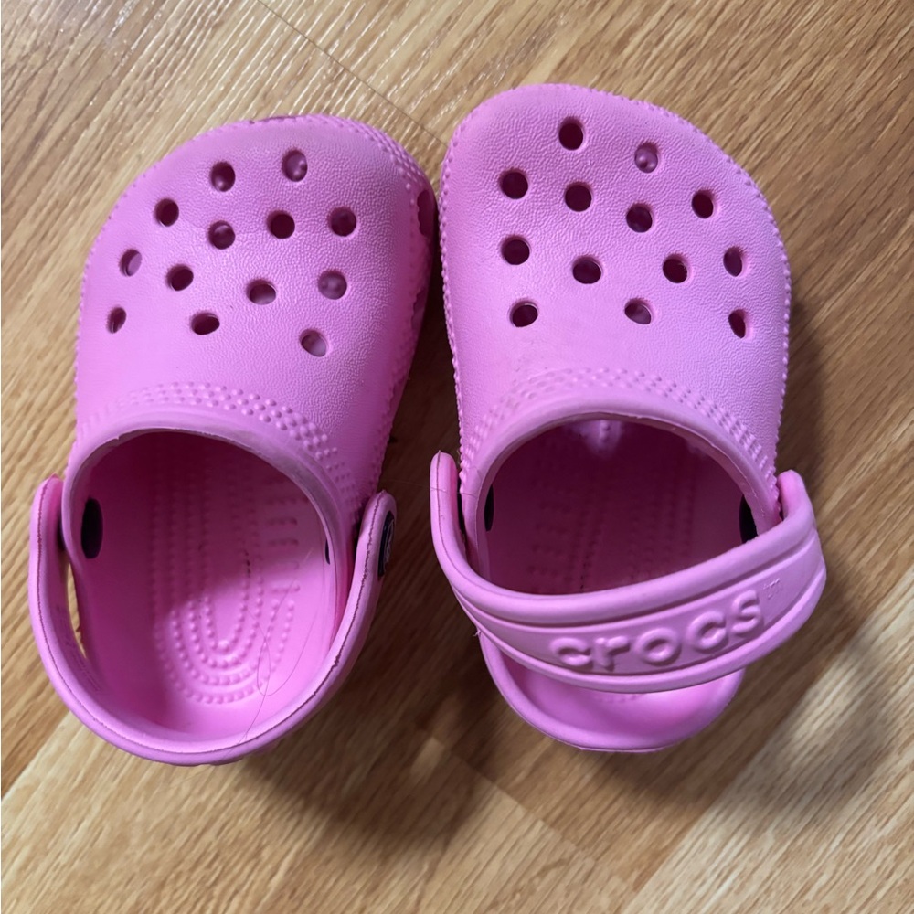 CROCS Kids Bright Pink Sandals
